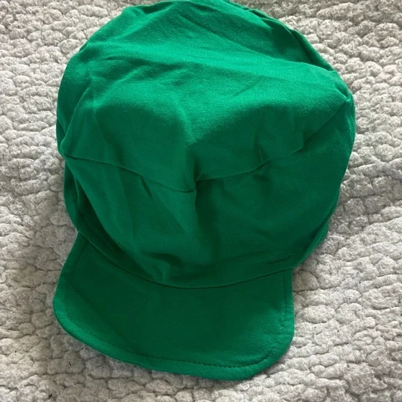 “Luigi” Infant Overall and Hat Set - Picture 6 of 6